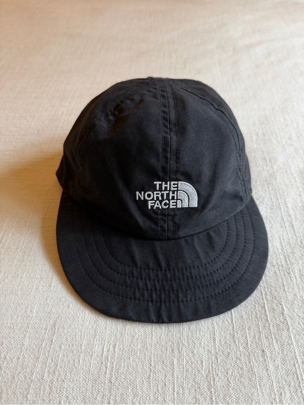 The North Face Reversible Hat XS 6-24m